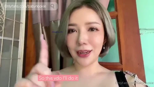 คลิปหลุดไทย Babynookie สาวนมโตตูดใหญ่แอบช่วยตัวเองเดี่ยวในที่ลับๆ บนรถและห้องน้ำจับนมล้วงหีด้วยนิ้วอย่างมันส์ ครางเสียงดังฟังชัดจนเงี่ยนตาม แล้วกระตุ้นหีรัวจนน้ำหีพุ่งกระจาย