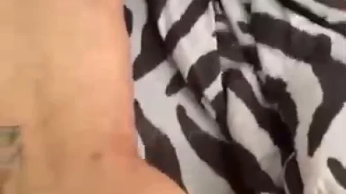 คลิปหลุดไทย meilekmnpp สองหนุ่มหน้าตี๋หุ่นล่ำ แอบถ่ายเย็ดกันดึกๆ จับดูดควยเร่าร้อน ก่อนเสียบท่าหมาท่าข้างมันส์สะใจ แตกใส่หน้ากันเสียวซ่านจนน้ำเยิ้ม