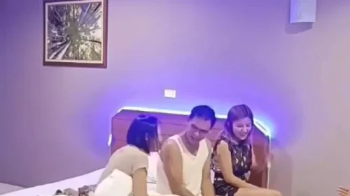คลิปหลุด Mlive Ronin_fox สาวไทยผิวขาวนมสวยหีเนียน สวิงกิ้งนัดเย็ดห้องนอน ไลฟ์สด18+ เลียหีอมควยก่อนขึ้นขย่มเย็ดรัว ครางเสียวหีชุ่มไม่ยั้ง