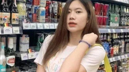 คลิปหลุด Onlyfans สาวไทยตัวเล็กนมใหญ่ XXX เซ็กส์โฟนกับแฟนในห้องนอน โดนอมควยสดดูดหัวแรง จับซอยหีครางเสียว เย็ดแตกในเต็มรูหี