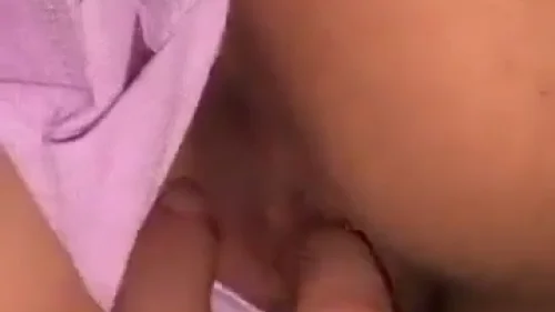 คลิปหลุดทางบ้าน เย็ดสาวแว่นมุสลิมขี้เงี่ยน วัยรุ่นไทยหีสวย ซอยหีแรงในห้องนอนจนน้ำแตกใน