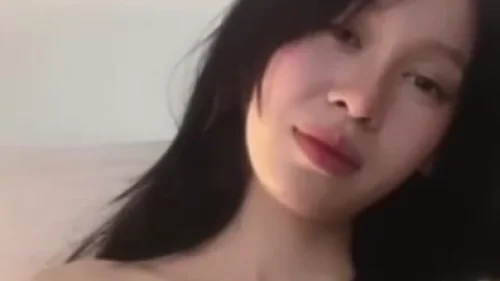 คลิปหลุดไซด์ไลน์ สาวไทยน่ารักผิวขาวนมโตหีเนียน ช่วยตัวเองในห้องนอน นิ้วเลียหีจนน้ำเงี่ยนไหลเยอะ ครางเสียวลั่นห้อง