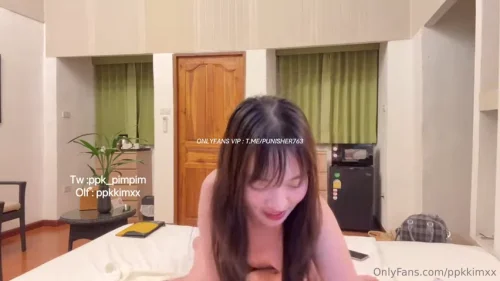คลิปหลุด Onlyfans ppkkimxx สาวอวบผิวขาวน่ารัก นัดเย็ดกับแฟนจริง เย็ดท่าหมาในห้องนอน โม๊กควยหีฟิตครางเสียวน้ำเงี่ยนแตกเต็มเตียง