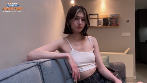 คลิปหนังโป๊ Cutie Kim น้องสาวแว่นหุ่นดีนมใหญ่ขอพี่ชายสอนเย็ดสดในห้องนอน ซอยหีขย่มควยตะแคงเย็ดท่าหมาแตกในเต็มหี